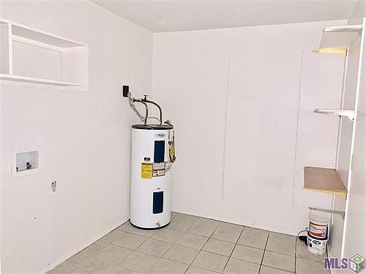 2nd image of 7409 Meadowbrook Ave