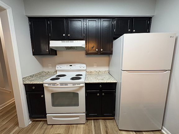 3rd image of 309 W Clifton Ave #309