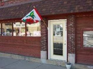 10001 Main St, Hebron, IL 60034