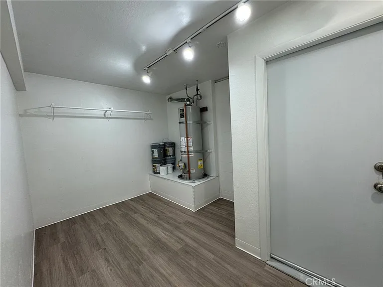 7430 Corbin Ave #9 — Photo 13