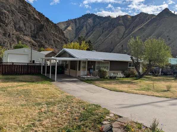516 S Main St, Riggins, ID 83549