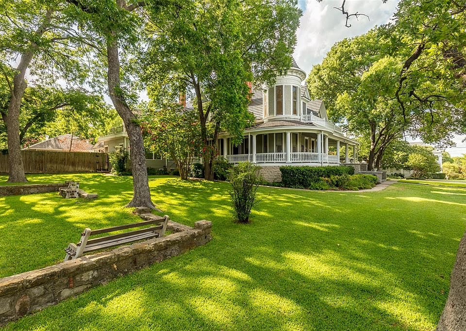 304 S Lamar St, Weatherford, TX 76086 Zillow