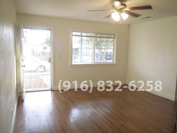 3rd image of 1449 Dickson St