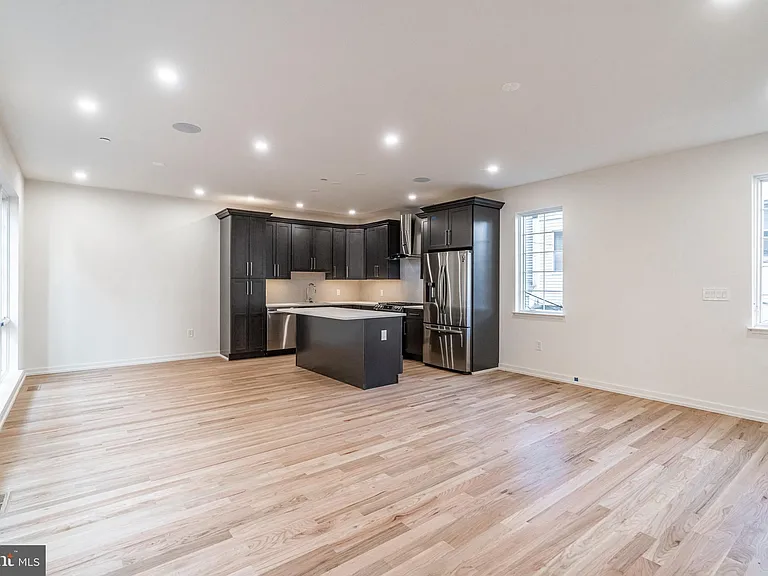 2423 Innovator Way — Photo 10