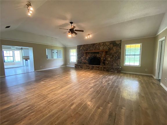 2nd image of 9925 Woodie Ln