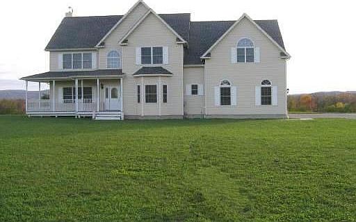 1st image of 21 Laurel Hill Dr