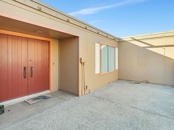 3rd image of 9931 W Gulf Hills Dr