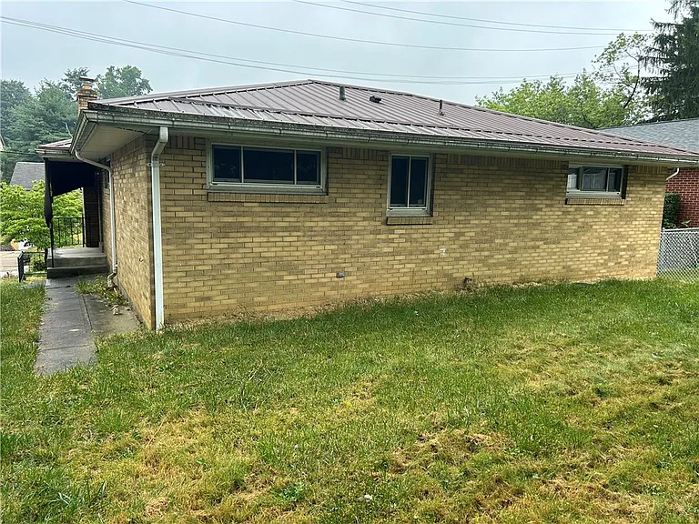 700 Filmore Rd — Photo 17