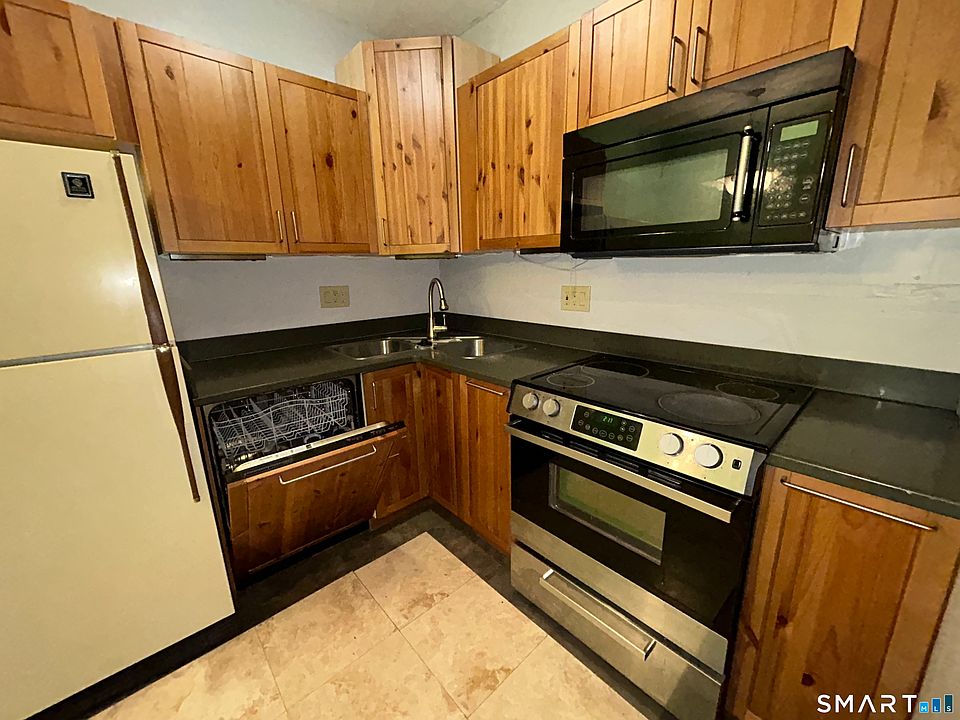 1st image of 26 Balance Rock Rd APT 5