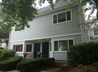 202 Perham St, West Roxbury, MA 02132