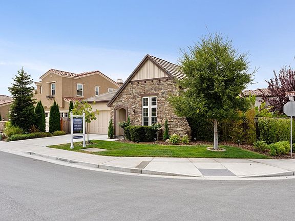 3rd image of 18265 Serra Pl