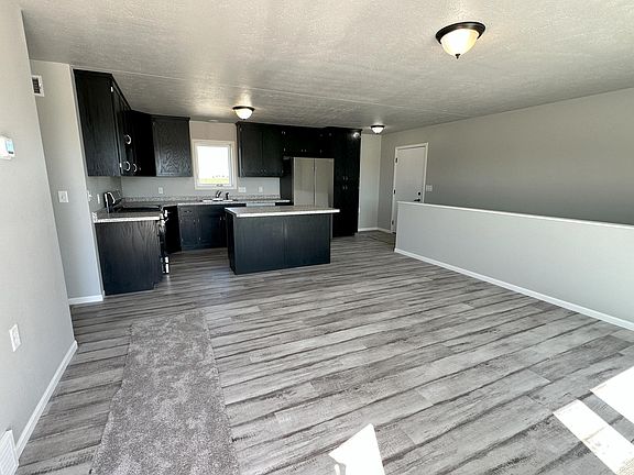 4th image of 2377 Firehouse Dr