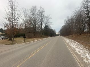 12454 Fowler Rd, Honor, MI 49640