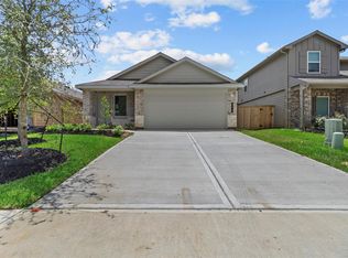 571 Belle Springs Ln, Conroe, TX 77301
