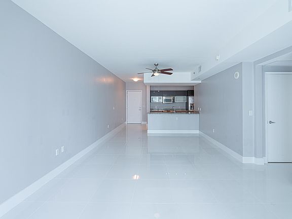 3rd image of 951 Brickell Ave APT 1401