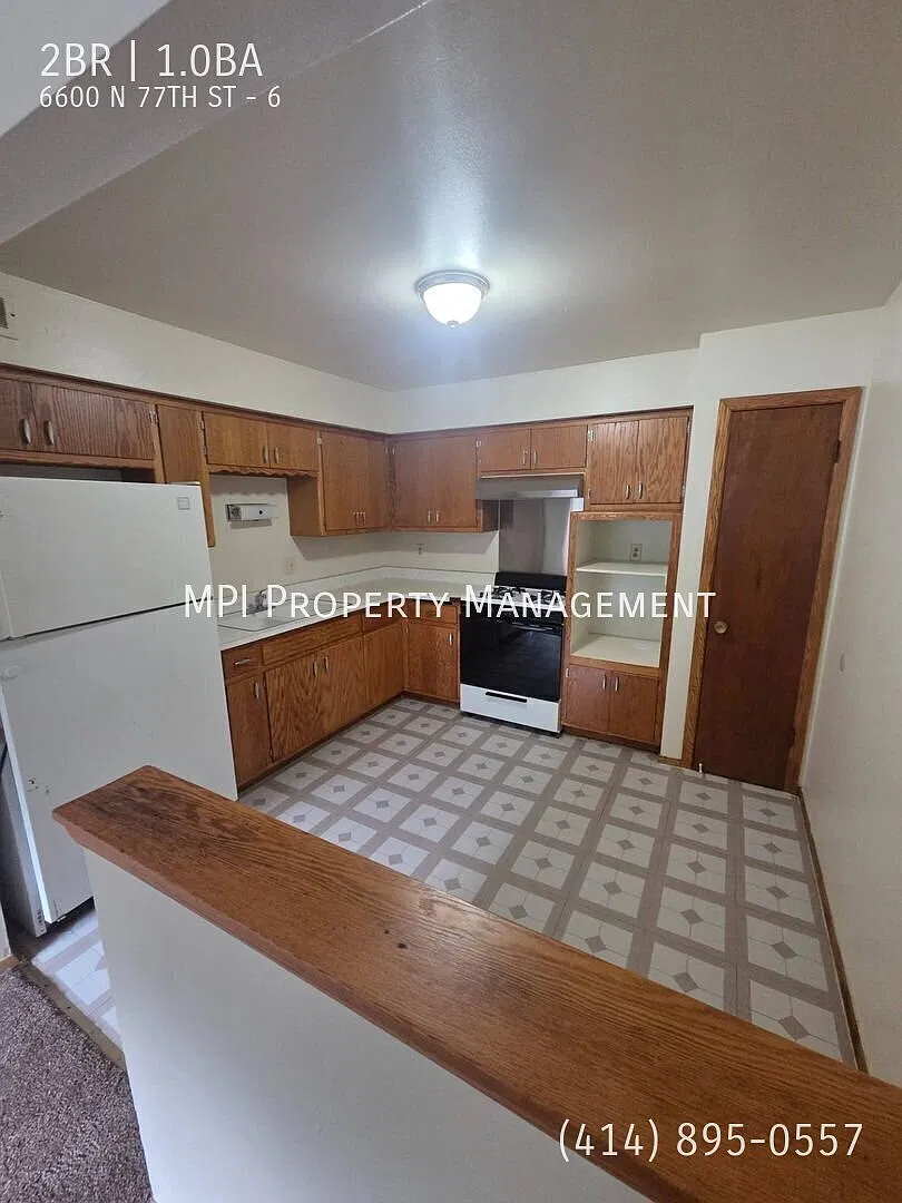 Charming 2-Bedroom Home in a Convenient Milwaukee Location! — Photo 1