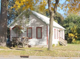 613 10th Ave, Green Bay, WI 54303