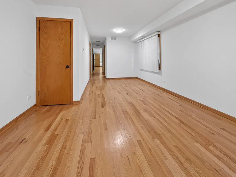 6115 N Pulaski Rd #1 — Photo 13
