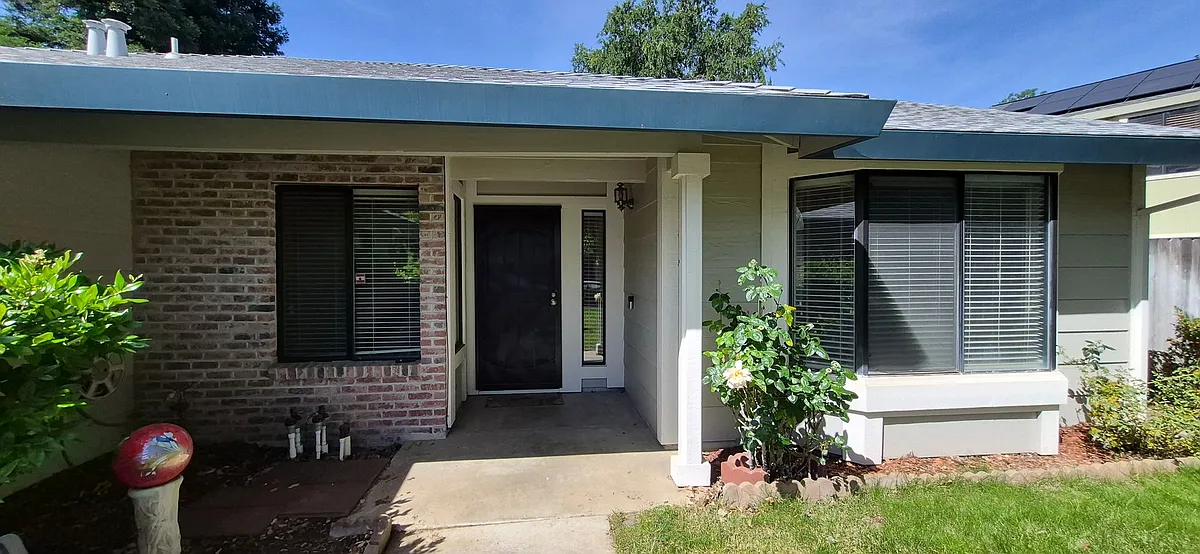 Building Photo - 642 Silvertop Way