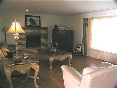 2nd image of 29099 Fairmount Blvd