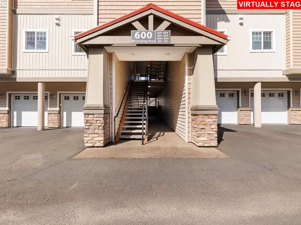 600 NW Lost Springs Ter Unit 301, Portland, OR 97229