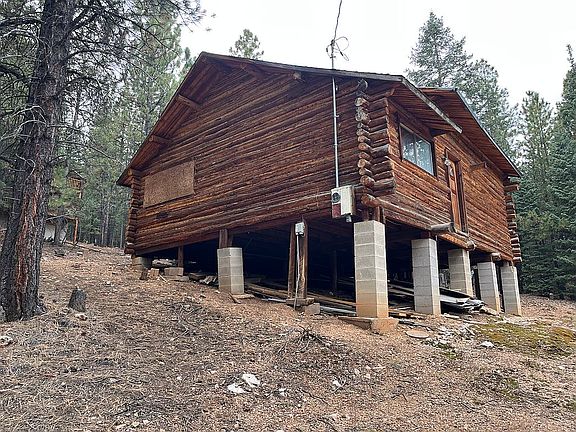 2nd image of 65 N Yellow Pine Ln