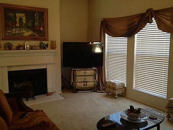 3rd image of 1619 Myrtle Dr