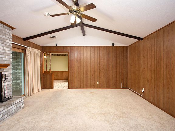 3rd image of 3444 Amherst Dr