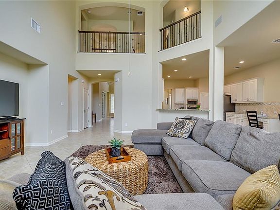 5th image of 2109 Long Bow Dr