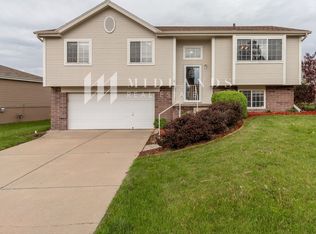 3220 Chad Ave, Bellevue, NE 68123