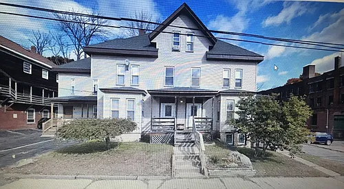 42 Chestnut St #16 Photo 1