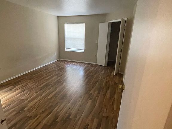 5th image of 1150 N Buffalo Dr APT 1011