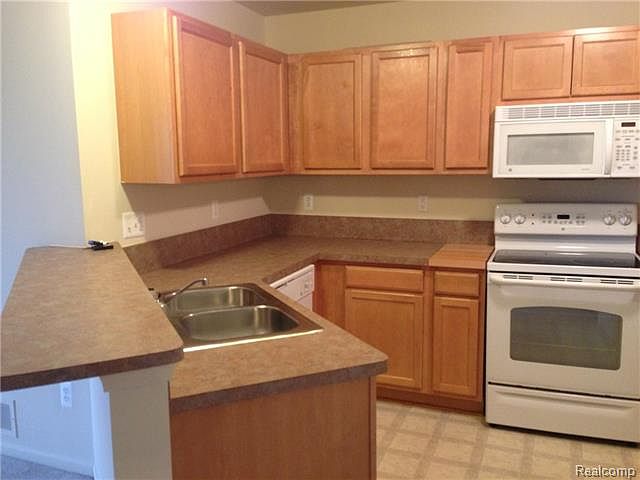 1st image of 3020 Cloverly Ln
