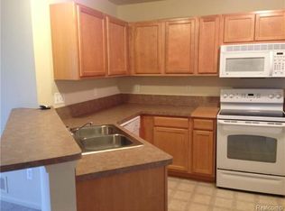 3020 Cloverly Ln, Ann Arbor, MI 48108