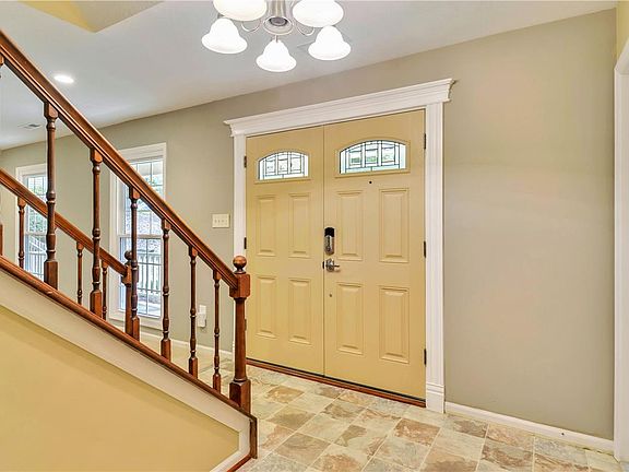 2nd image of 11162 Stonebrook Dr