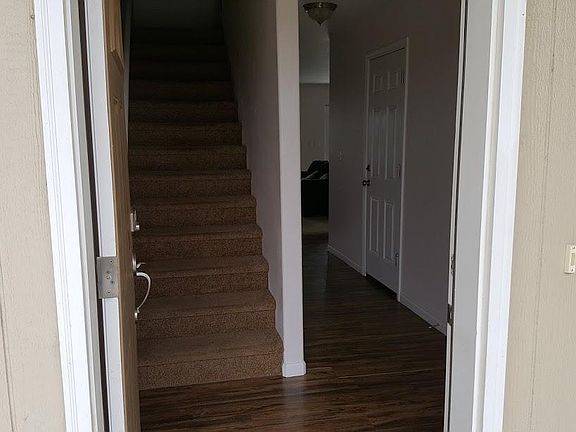2nd image of 3402 10th Ave NE