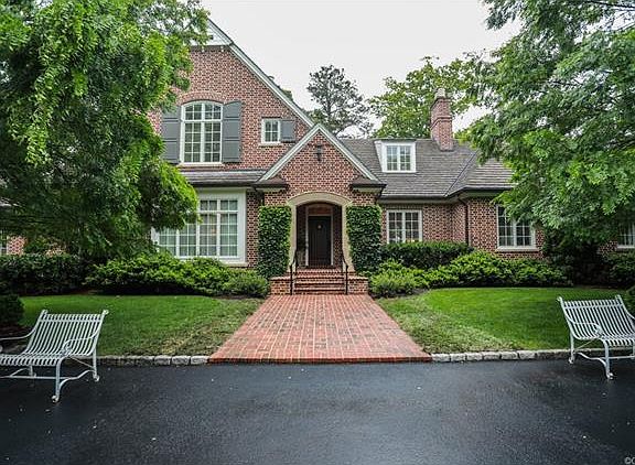 5th image of 326 Wickham Glen Dr