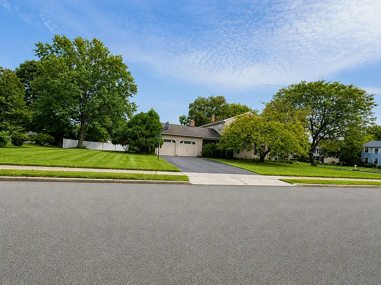 5 Dennison Pl — Photo 14