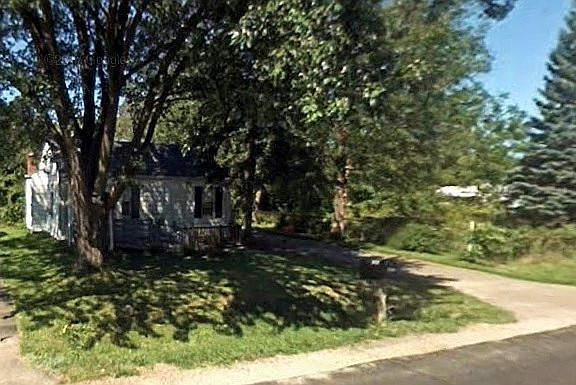 3rd image of 3010 Dartmouth Ave
