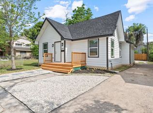 2811 Winbern St, Houston, TX 77004