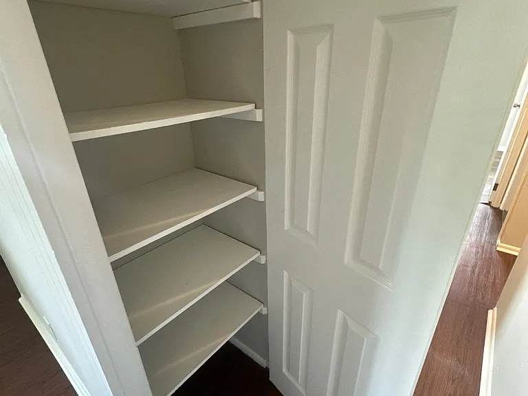 8315 Meadowlark Dr — Photo 7