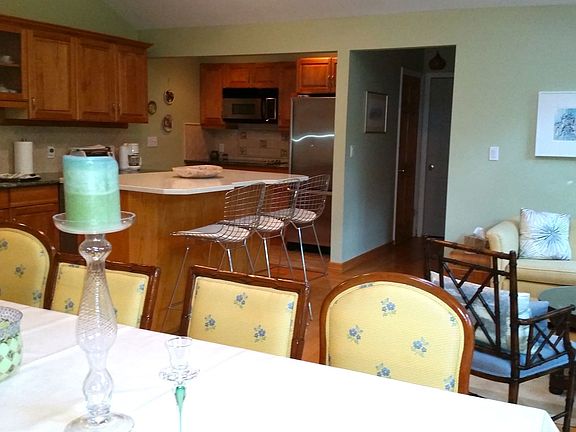 4th image of 4 Glenview Dr