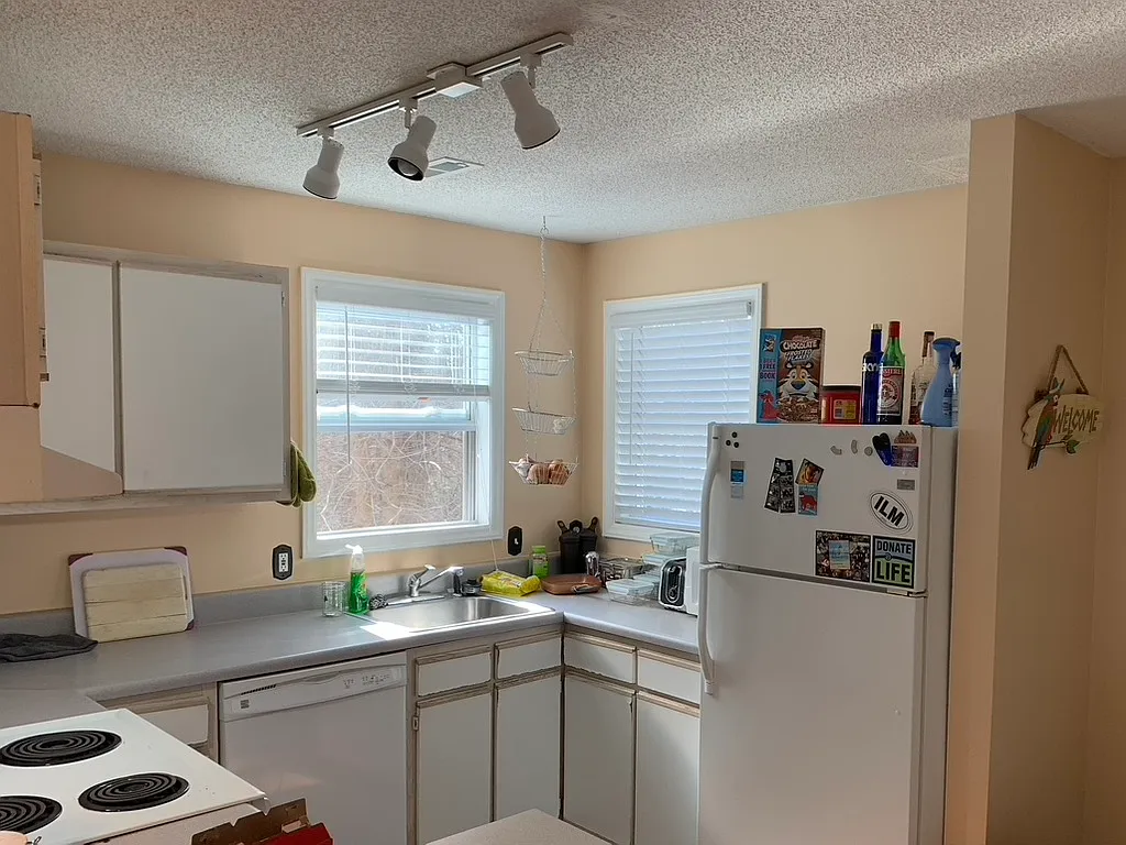 4 bed, 1287 sqft, $750 — Photo 3