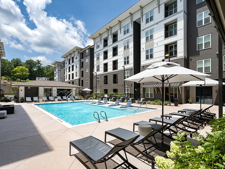 The Dalton by Alta — Photo 37