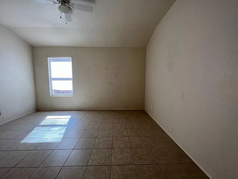 1210 Chaparral St #13B — Photo 27