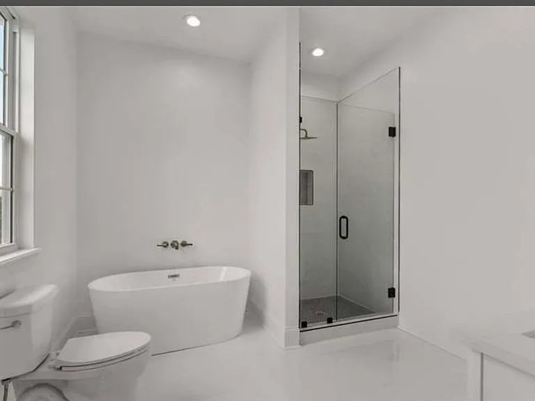 2810 N Rocheblave St — Photo 11