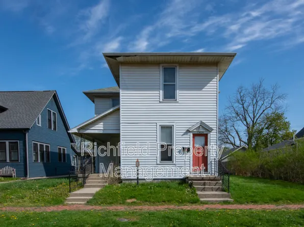 1562 Clinton St, Noblesville, IN 46060