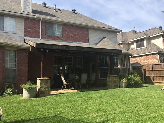 3rd image of 2109 Bishop Dr