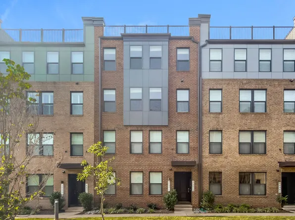 44579 Wolfhound Sq, Ashburn, VA 20147