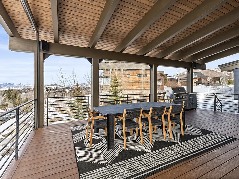 Main Level Wraparound Covered Deck - Dining for 8
